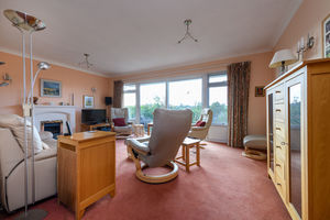 Sitting Room- click for photo gallery